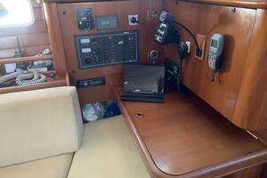 1998 Beneteau 463 thumbnail 23