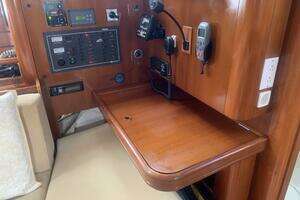 1998 Beneteau 463 thumbnail 22