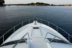 2000 Sea Ray 450 Express Bridge thumbnail 14