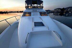 2000 Sea Ray 450 Express Bridge thumbnail 23