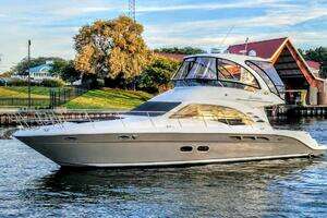  2006 Sea Ray 52 Sedan Bridge Yacht For Sale in Hendersonville TN