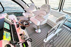  2006 Sea Ray 52 Sedan Bridge Yacht For Sale in Hendersonville TN