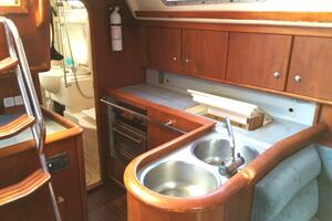 Juels 38ft Moody Yacht For Sale