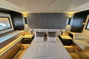 2023 Sunseeker 68 Manhattan thumbnail 21