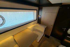 2023 Sunseeker 68 Manhattan thumbnail 22