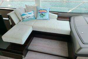 2023 Sunseeker 68 Manhattan thumbnail 13