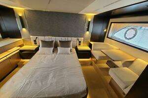 2023 Sunseeker 68 Manhattan thumbnail 18
