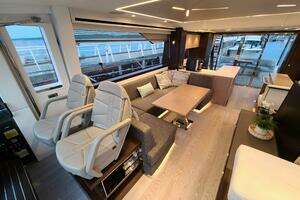 2023 Sunseeker 68 Manhattan thumbnail 12