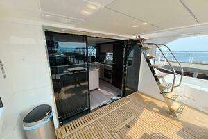 2023 Sunseeker 68 Manhattan thumbnail 4