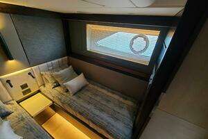 2023 Sunseeker 68 Manhattan thumbnail 27