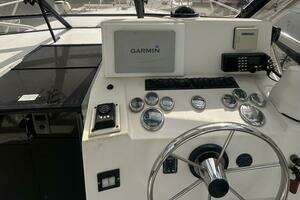 1995 Carolina Classic 28 Express thumbnail 2