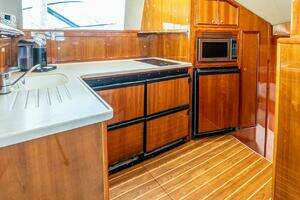 2005 Riviera 51 Flybridge thumbnail 42