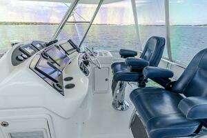 2005 Riviera 51 Flybridge thumbnail 19