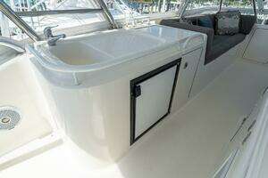 2005 Riviera 51 Flybridge thumbnail 17