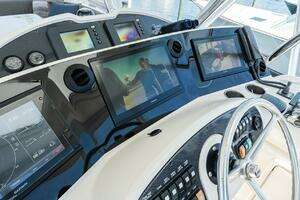2005 Riviera 51 Flybridge thumbnail 22