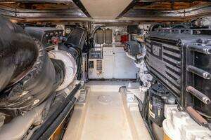 2005 Riviera 51 Flybridge thumbnail 54