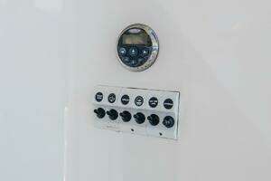 2005 Riviera 51 Flybridge thumbnail 26