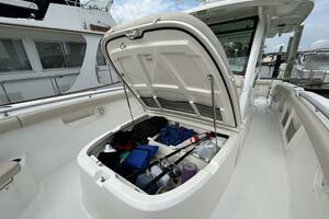 37ft Boston Whaler Yacht For Sale