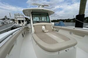 37ft Boston Whaler Yacht For Sale