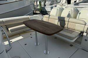 2017 Boston Whaler 370 Outrage thumbnail 8
