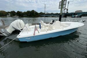 27ft SeaVee Yacht For Sale