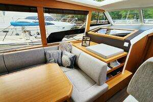 2022 Greenline 40 Hybrid thumbnail 24