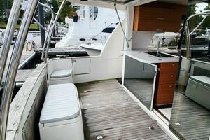 14 Exterior