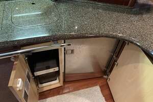 2007 Sea Ray 52 SUNDANCER thumbnail 57