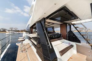 64FT (19.51M) GALEON
