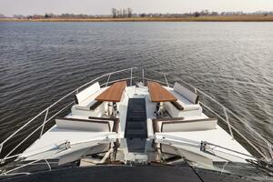 64FT (19.51M) GALEON