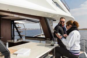 64FT (19.51M) GALEON