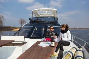 64FT (19.51M) GALEON