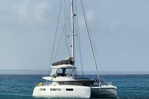 48ft Lagoon Yacht For Sale