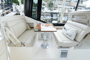 41FT (12.6M) BOSTON WHALER