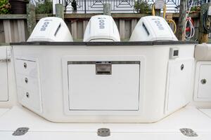41FT (12.6M) BOSTON WHALER