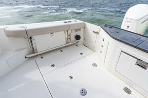 41FT (12.6M) BOSTON WHALER