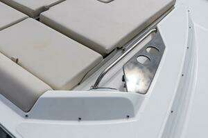 2024 Boston Whaler 405 Conquest thumbnail 65