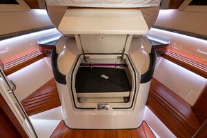 41FT (12.6M) BOSTON WHALER
