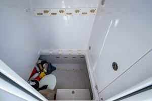 Checkered Flag 37ft Bahama Yacht For Sale