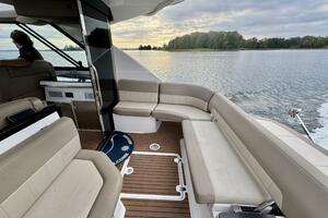 Knot Seine 42ft Regal Yacht For Sale