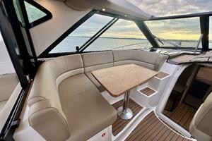 Knot Seine 42ft Regal Yacht For Sale