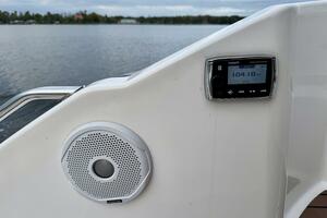 Knot Seine 42ft Regal Yacht For Sale