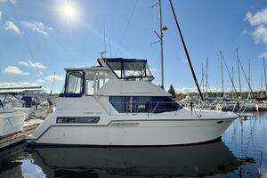 35ft Carver Yacht For Sale