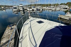 35ft Carver Yacht For Sale