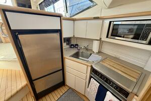 35ft Carver Yacht For Sale