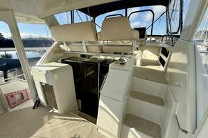 35ft Carver Yacht For Sale