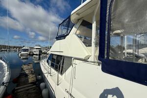 35ft Carver Yacht For Sale