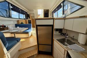 35ft Carver Yacht For Sale