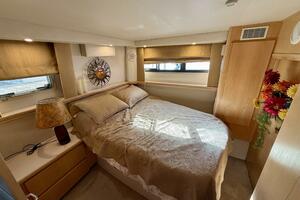 35ft Carver Yacht For Sale