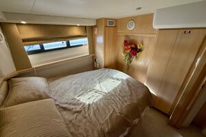 35ft Carver Yacht For Sale